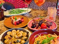 -BROWNSTONE布朗石西班牙餐厅(富城店)