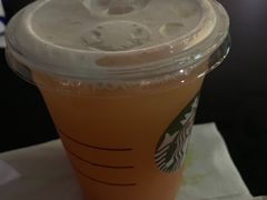 -星巴克臻选(深圳龙岗万科店)