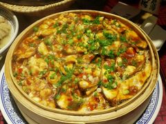 -客家大院·非遗赣南客家菜(郁孤台店)