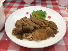 -鲁班小馆(政四街店)