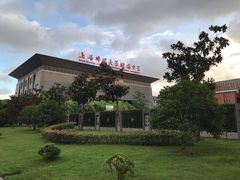 -上海师范大学附属中学(三林校区)