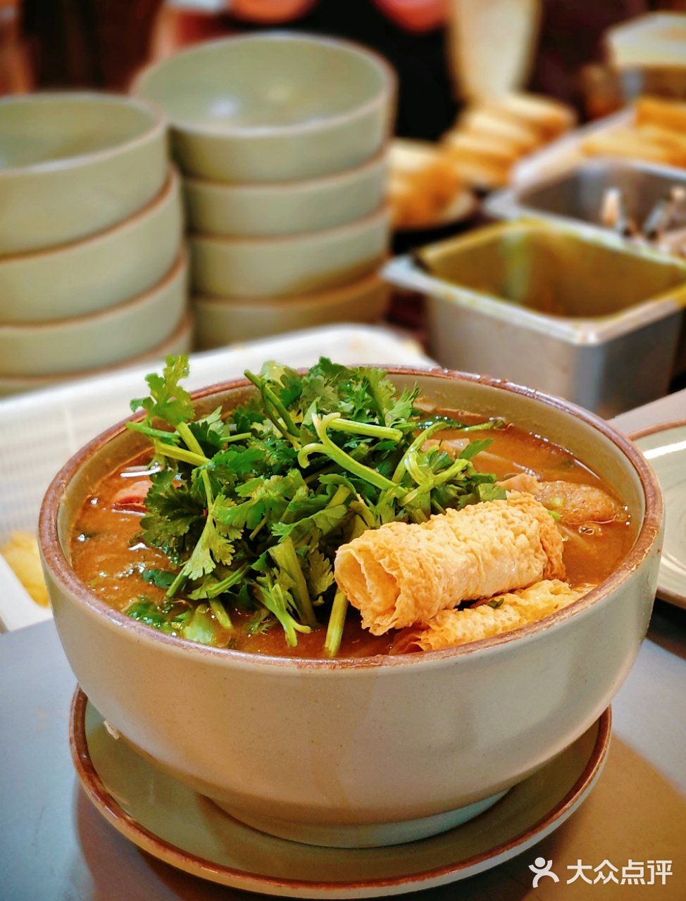 魔都最红米线｜探店肥汁米蘭“天星码头”概念店