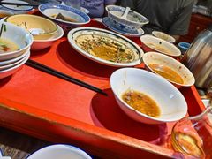 -蓝田九大碗民俗食府(蓝田店)