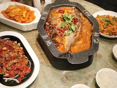 -巴特餐饮6加1音乐餐吧·新疆菜