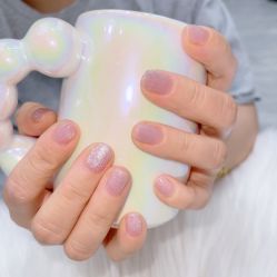 -七彩虹美甲美睫 半永久