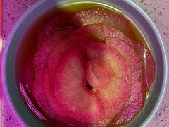 红酒雪梨-多嘴超级肉蟹煲(欧亚卖场店)