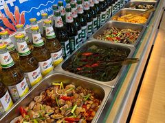 -涨巢·潮玩水疗局