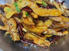 -昱龙大盆牛蛙馆(三兴街总店)