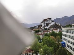 -平措康桑·和牛自助观景餐厅(布达拉宫店)