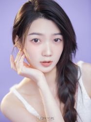 -onlygirl摄影美学馆高端定制(江滩店)