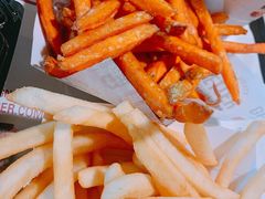 -The Habit Burger Grill 哈比特汉堡(复兴soho店)