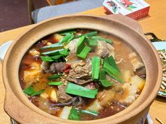 -郭婆婆疯子鸡·土货江湖菜馆
