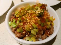 -海底捞火锅鲜切牛肉主题店(长寿路店)
