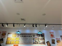 -柳州肥姨妈大骨螺蛳粉(沙河店)