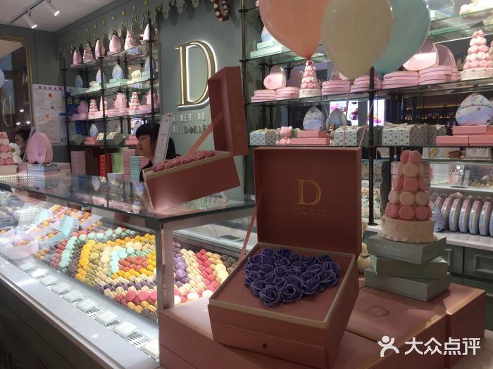 DORABELLA朵娜贝拉(武林银泰店)零售区图片