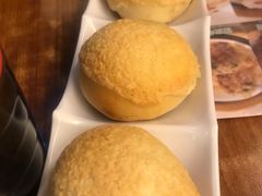 酥皮焗叉烧包-添好运点心专门店(深水埗店)