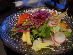 -铭牛烧肉·和牛海鲜自助(高新月牙湖店)