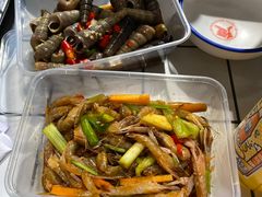 -喜悦小串丹东小黄牛海鲜烧烤大排档(民主广场店)