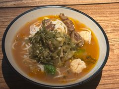 -新盈光·云会所(百丈东路店)