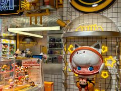 -泡泡玛特POPMART(上海环球港店)