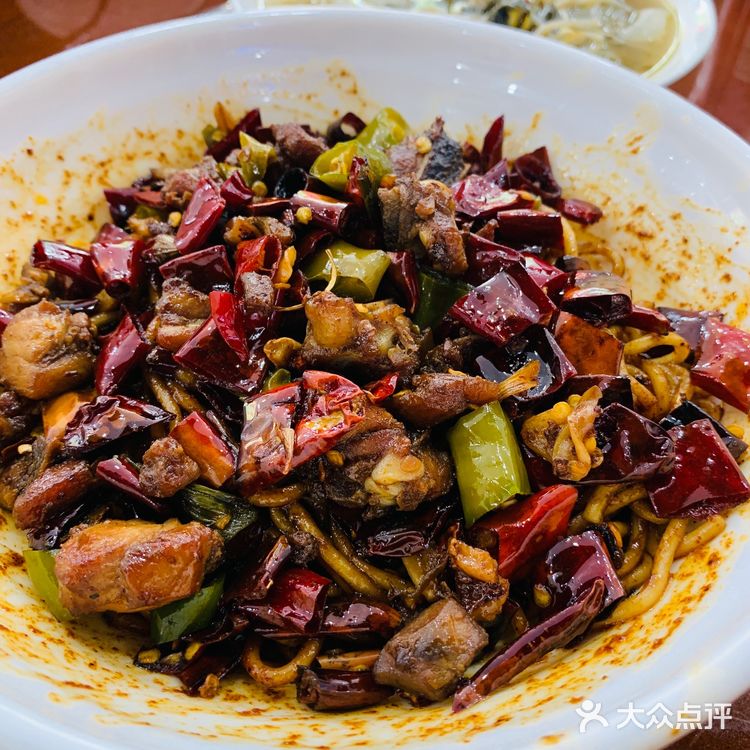 来汉中只吃面皮？宁强美食丨辣子鸡拌面🌶️力推