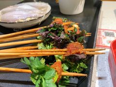 招牌香菜牛肉-钢管厂五区小郡肝串串香(南山店)
