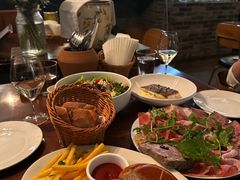 -羽深肉铺 Steak & Wine
