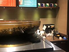 -星巴克臻选(南京金茂览秀城店)