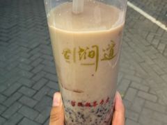 -阿姨奶茶专卖(舌涧道杭州惠民路创始店)