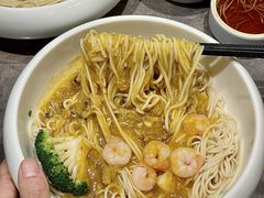 -莱莱小笼·乔艾