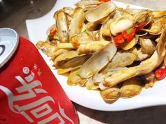 -沪小胖小龙虾(淮海中路旗舰店)