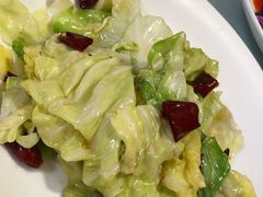 炝炒圆白菜-闻道食府烙饼卷带鱼(原车耳营店原大觉寺店)