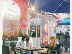 露天位-DQ·蛋糕·冰淇淋(大宁国际商业广场店)