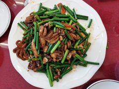 -鑫渔港海鲜本地菜·山海关浑锅(东戴河店)