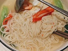 -沪华海鲜大酒楼(南汇店)