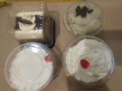 -红宝石·鲜奶小方·海派西点房(南丹店)