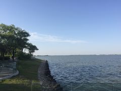 -上海滴水湖皇冠假日酒店