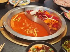 -沸炉重庆老火锅(军事博物馆店)
