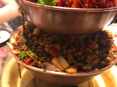 -沪小二炭火蛙锅(淮海中路美食不夜城店)