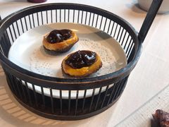 一口鲍鱼酥-三号黄浦会Canton Table