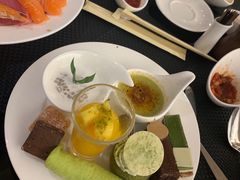 -圣丰索菲特·2 On 988 Café 自助餐厅
