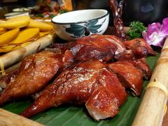 -老滇山寨•云南特色菜•地方菜•民族风情歌舞表演(金碧店)