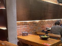 -万记麻辣烫国展总店