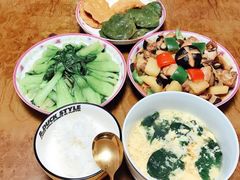 -鲸育宝宝月嫂(徐汇店)