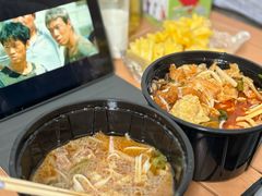 -丽丽三鲜螺蛳粉(田林路店)