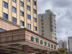 -山明水秀大饭店