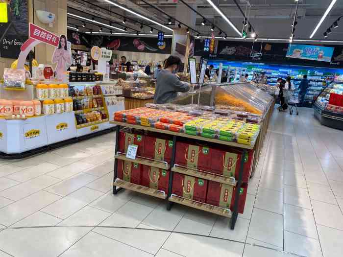 永辉超市(银泰城店)