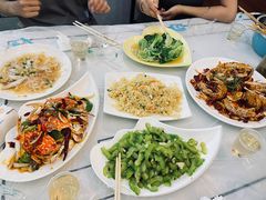 -覃记海鲜美食餐厅