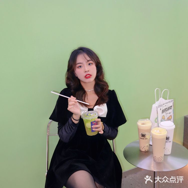 没想到苦瓜柠檬茶巨好喝🔥开业买一送一薅
