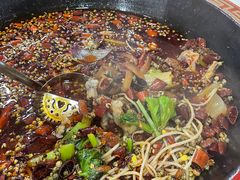 -烧哥美蛙肥肠鱼火锅·十五年社区店